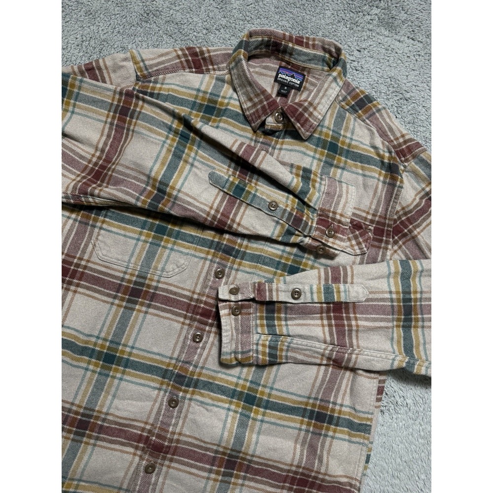 Patagonia Shirt Men's M Burgundy Blue Gray Plaid Fjord Flannel Organic Cotton
